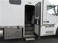 2023 Volvo VNL64T300