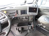 2023 Volvo VNL64T300