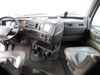 2023 Volvo VNL64T300