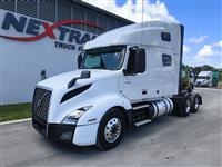 2022 Volvo VNL64T760