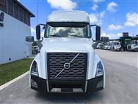 2022 Volvo VNL64T760