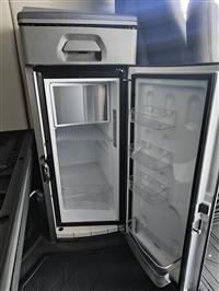 2022 Volvo VNL64T760