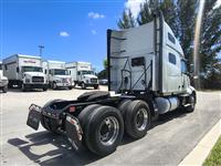 2022 Volvo VNL64T760