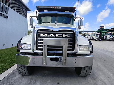 2020 Mack GR84F