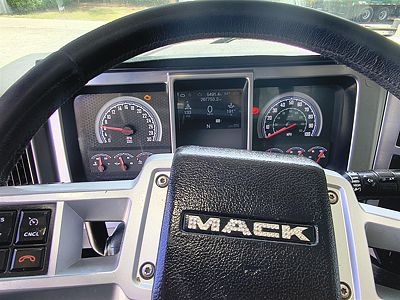 2020 Mack GR84F