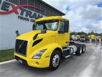 2020 Volvo VNR64T300