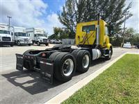 2020 Volvo VNR64T300