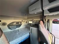 2026 Volvo VNL64T840