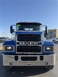 2022 Mack PI64T