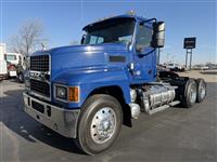 2022 Mack PI64T