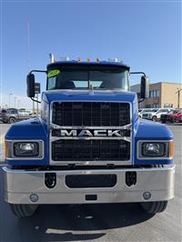 2022 Mack PI64T