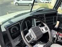 2021 Mack AN64T