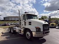 2021 Mack AN64T