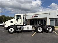 2021 Mack AN64T
