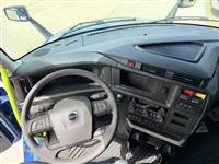 2026 Volvo NEW VNL64T440