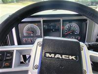 2020 Mack GR84F