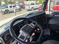 2022 Mack AN64T