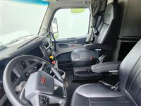 2022 Peterbilt 579