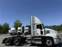 2022 Mack AN64T