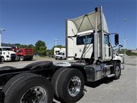 2022 Mack AN64T