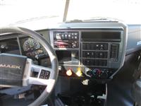 2021 Mack PI64T