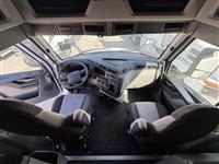 2026 Volvo VNL64T860