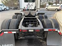 2021 Mack AN64T