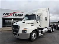 2022 Mack AN64T