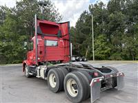 2016 Volvo VNL64T300