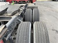 2016 Volvo VNL64T300