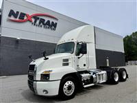 2022 Mack AN64T