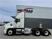 2022 Mack AN64T