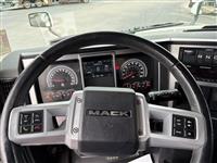 2023 Mack AN64T