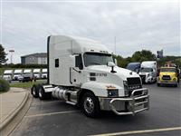 2022 Mack AN64T