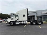 2022 Mack AN64T