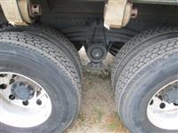 2022 Mack GR64B