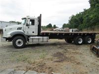 2022 Mack GR64B