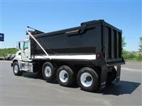 2014 Mack GU813