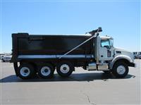 2014 Mack GU813