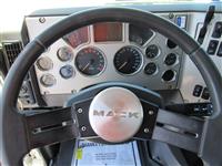 2014 Mack GU813