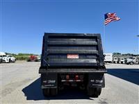 2017 Mack GU713