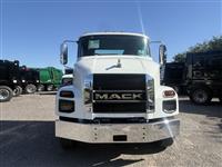 2027 Mack MD6 42R