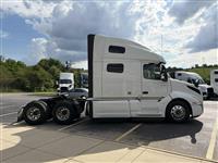 2020 Volvo VNL64T760