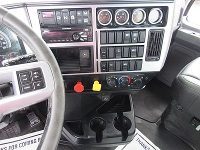 2021 Mack AN64T DAYCAB