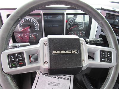 2021 Mack AN64T DAYCAB