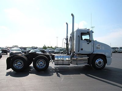 2020 Mack AN64T DAYCAB