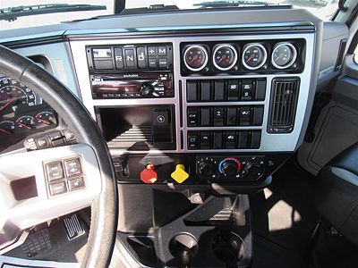 2020 Mack AN64T DAYCAB