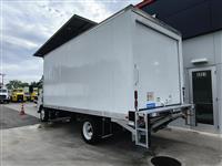 2026 Isuzu NRR-3U454
