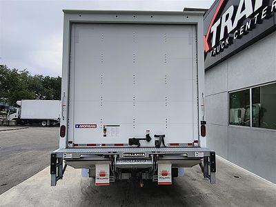 2027 Isuzu NPR-3Y354