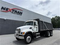 2006 Mack CV713
